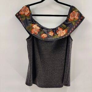 THML gray Open Neck Blouse Embroidered Flowers Size Large Sleeveless Stretch